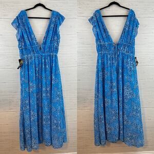 Bebe Blue Bandana Print V Neck Maxi Dress Size XXL